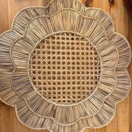 Petal Placemat Natural